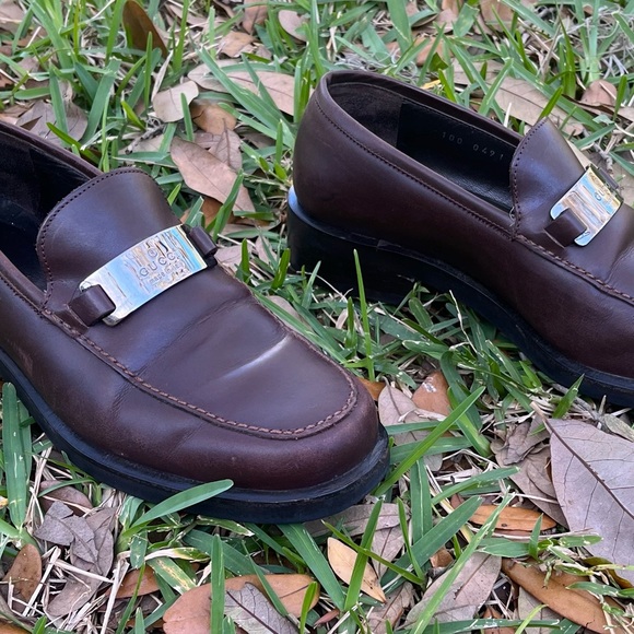 Gucci GG Leather Loafers - Picture 5 of 9